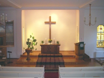 Kirche - Blick vom Garten